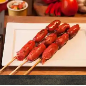ESPETINHO DE LINGUICA APERITIVO