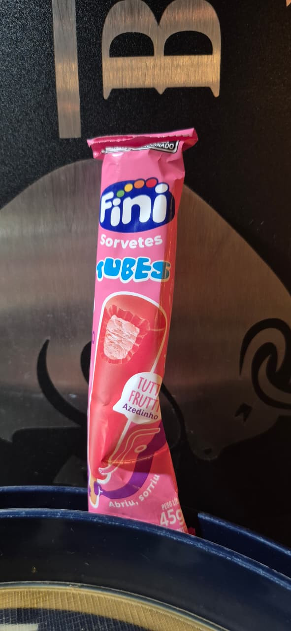 Sorvete Fini tubes