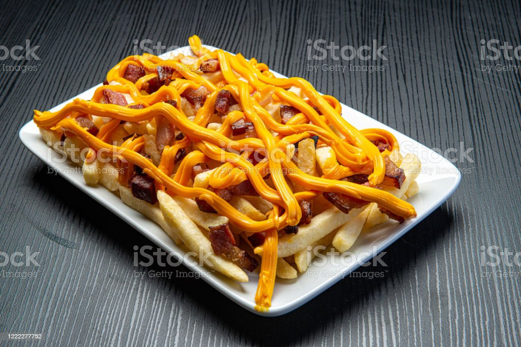 BATATA FRITA C/CHEDDAR E BACON - GRANDE