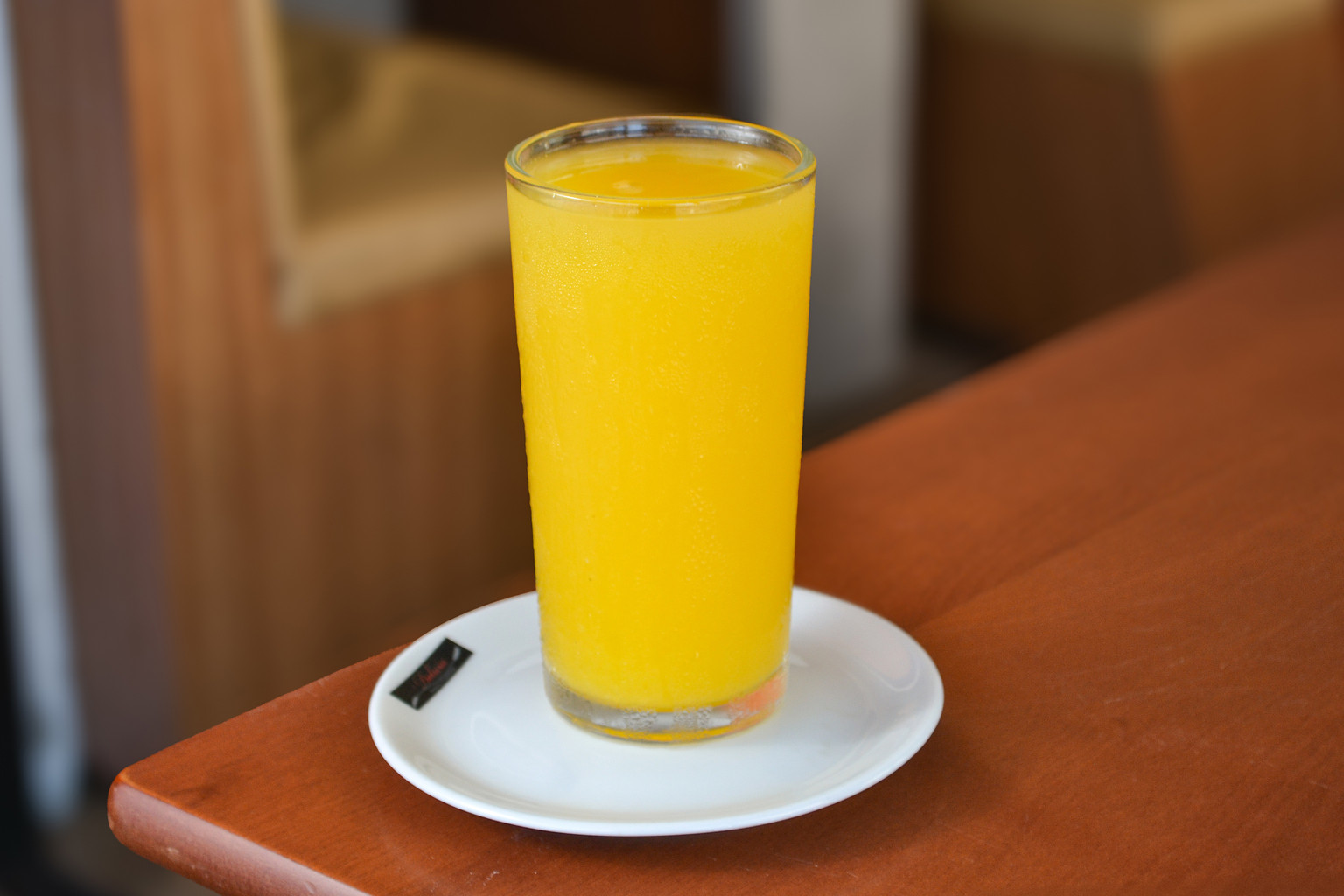 SUCO NATURAL DE LARANJA COM LEITE