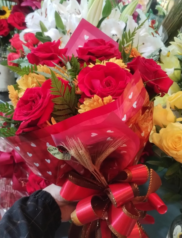 Buquê 5 Rosas Importadas