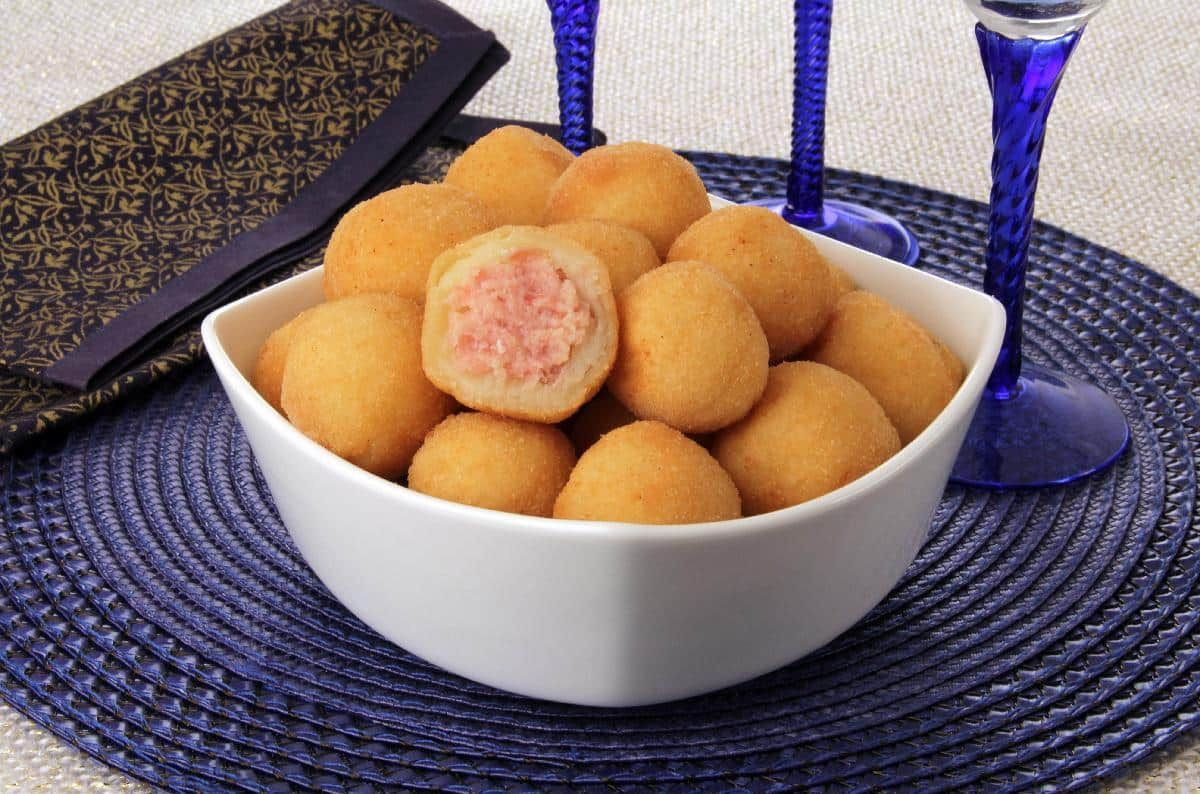 Bolinha presunto e queijo