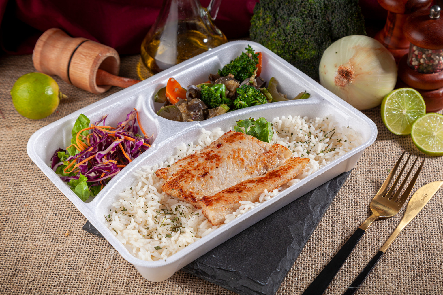 QUENTINHA DE LEGUMES FILÉ DE PEIXE 