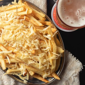 PORÇÃO FRITAS C/ QUEIJO