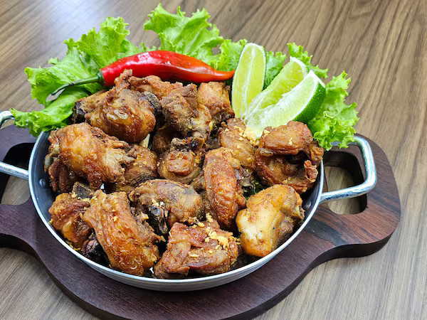 Frango a passarinho