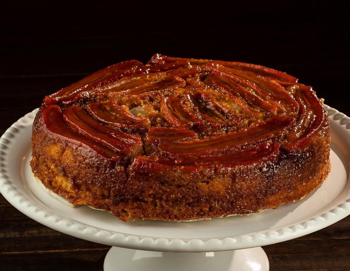 Bolo de banana caramelada 24cm