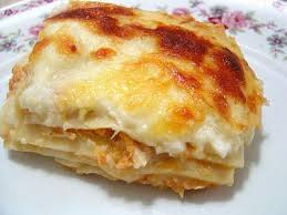LASANHA DE FRANGO CATUPIRY