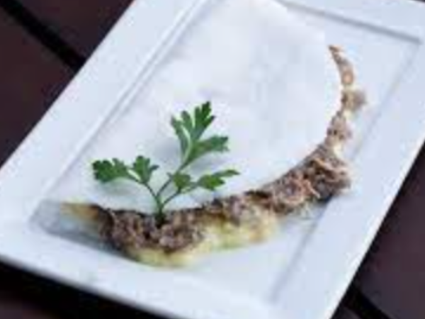TAPIOCA COM CARNE DE SOL NA NATA