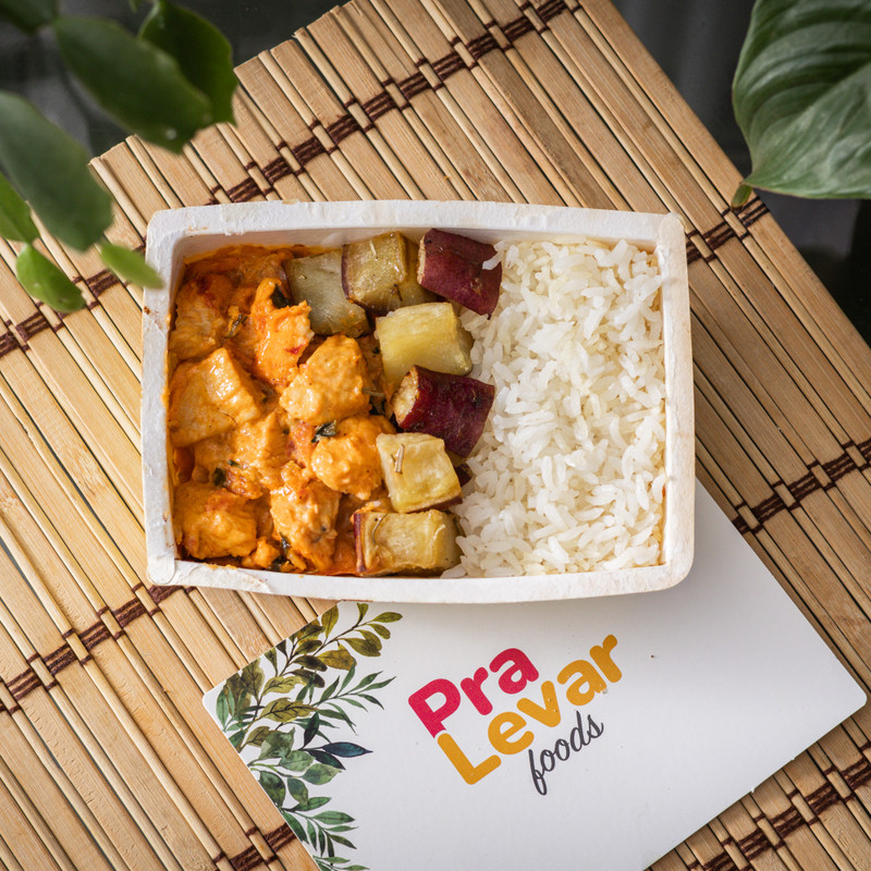 PraLevar - Strogonoff Frango