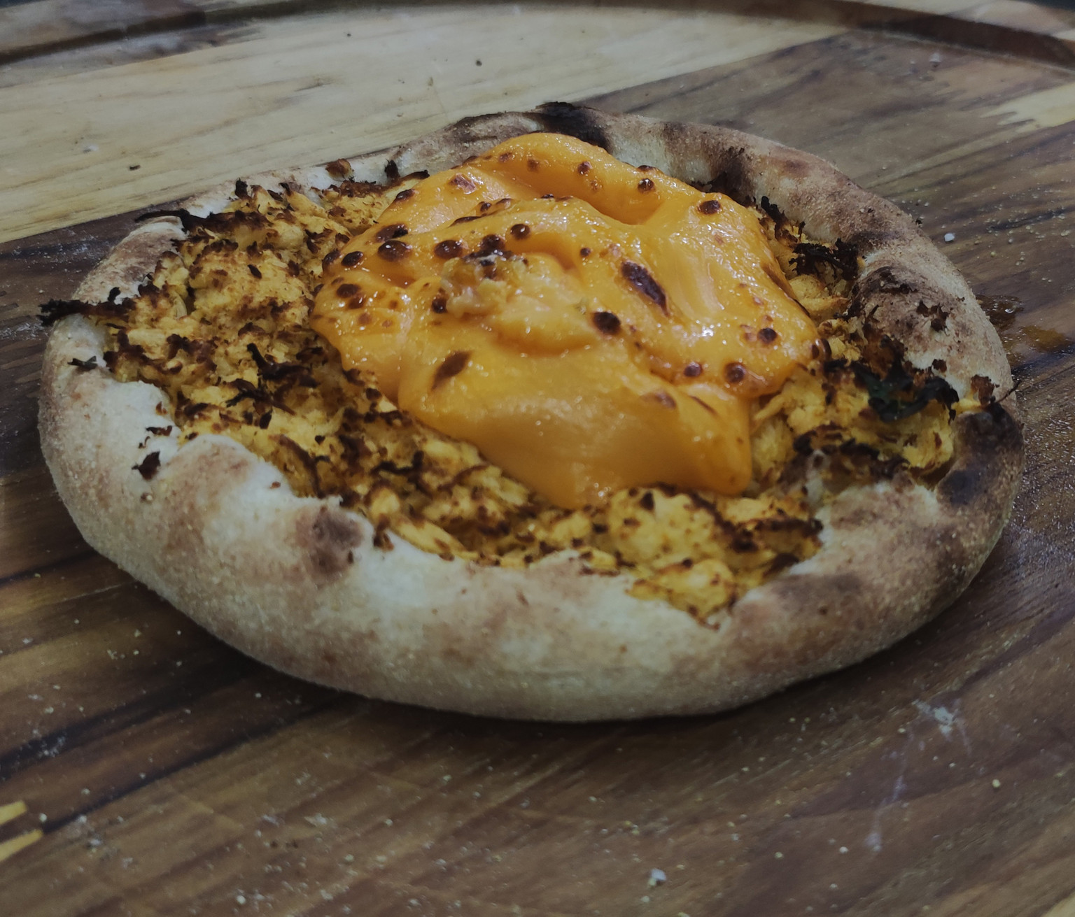 ESFIHA FRANGO C/ CHEDDAR
