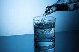 AGUA COM GAS