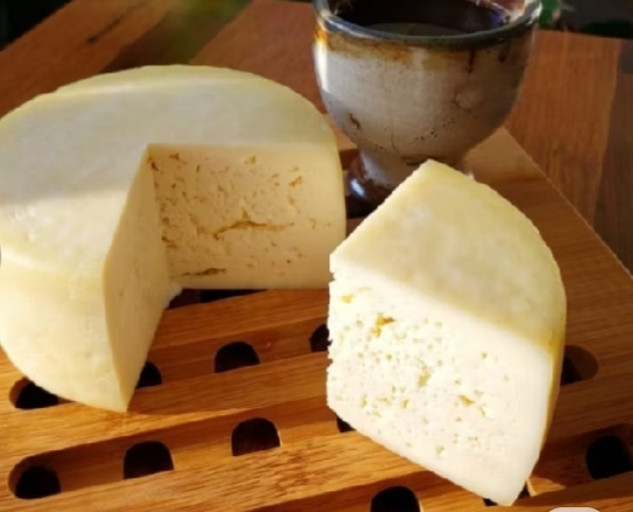 QUEIJO MEIA CURA DA ROCA 600G