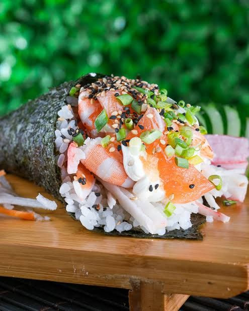 TEMAKI CAMARAO