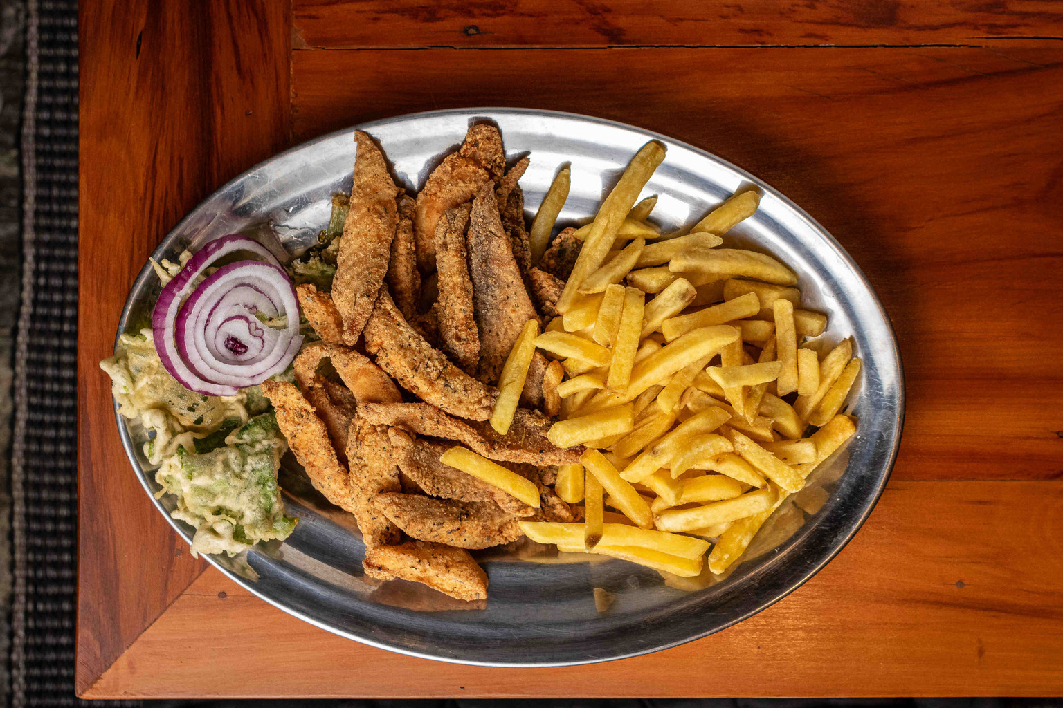 ISCAS DE TILAPIA COM FRITAS