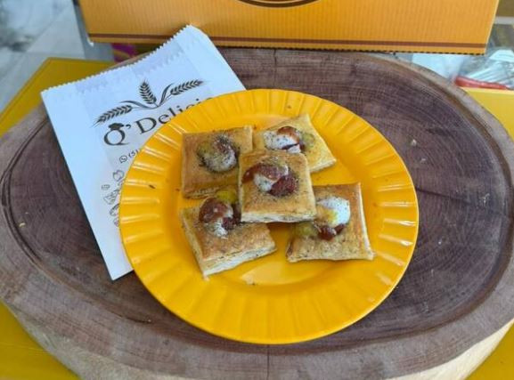 Mini pizza de Calabresa Folhada 75 UN