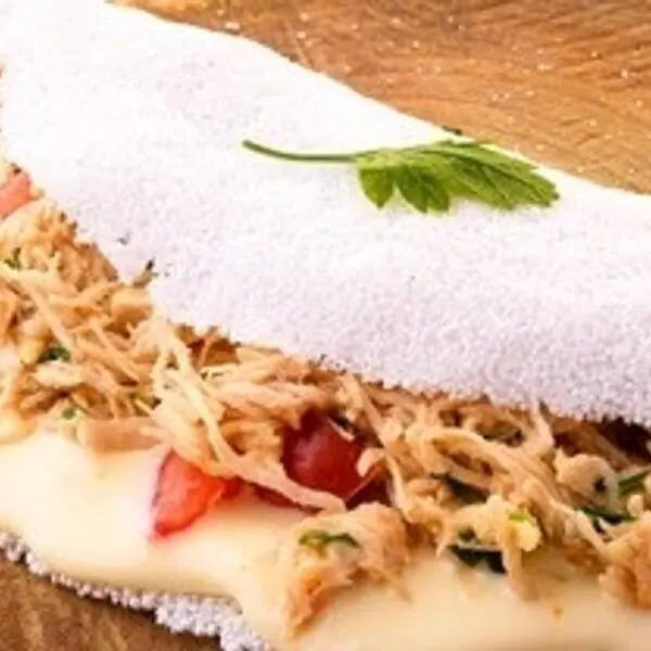 Tapioca salgada de frango 3 queijos