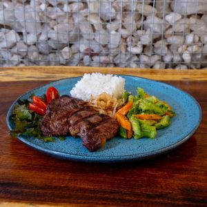 PICANHA GRELHADA COM ACOMPANHAMENTOS 1 PESSOA