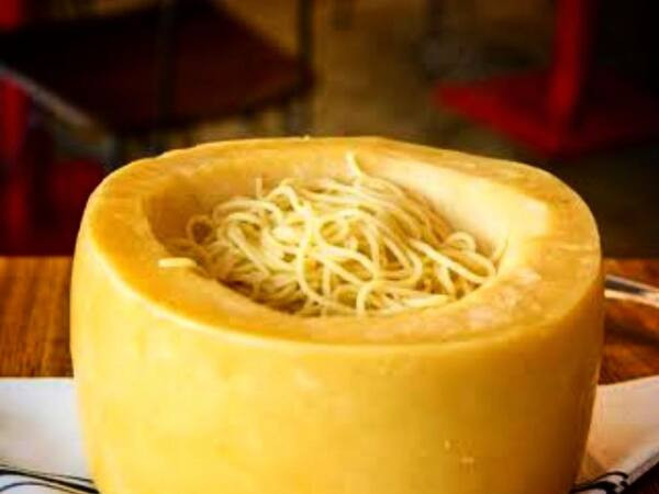 Spaguetti al Formaggio 2 pessoas