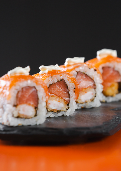 Uramaki Especial Ebi Empanado (4 Peças)