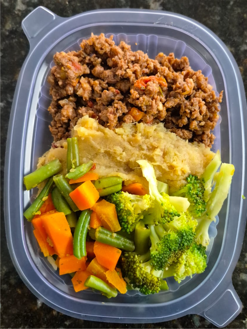 CARNE MOÍDA C/ LEGUMES LOWCARB 220 GRAMAS Congelado.