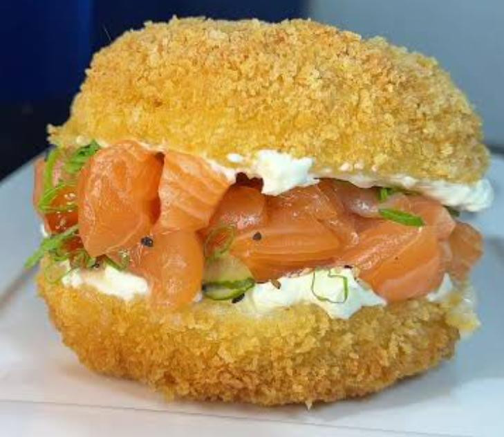 SUSHI BURGUER SALMAO FILADELFIA NATURAL