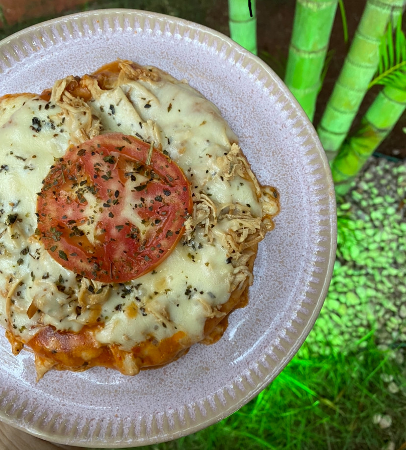 PIZZA BROTINHO DE FRANGO 🍕🐔🍅🧀🌿