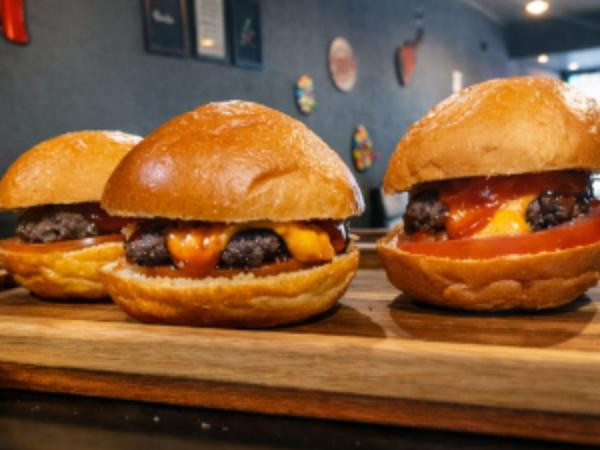 6 Mini hambúrguer