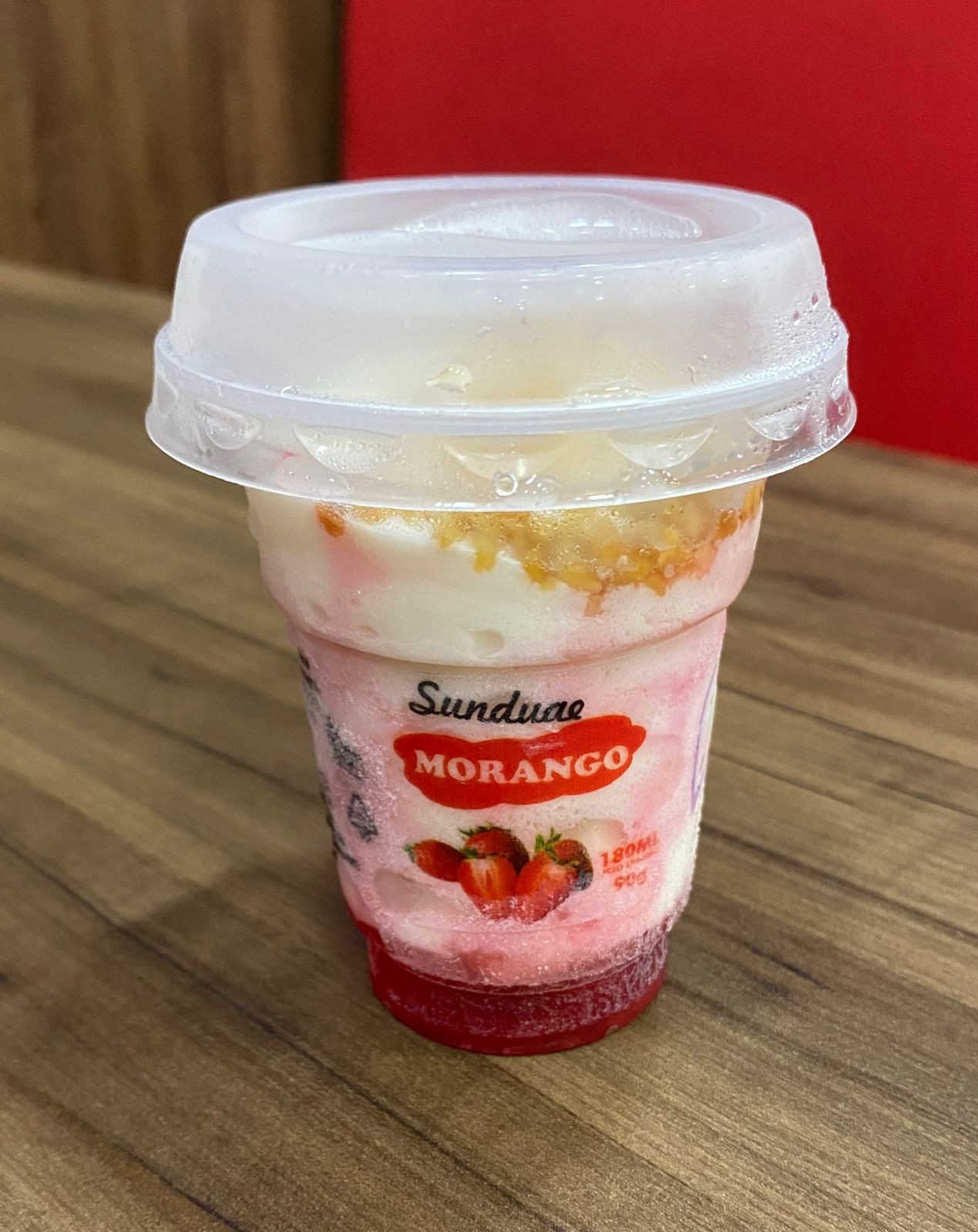 SUNDAE MORANGO