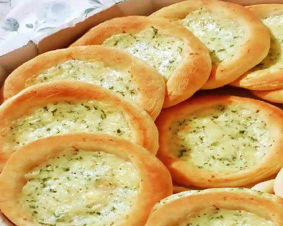 ESFIHA QUEIJO