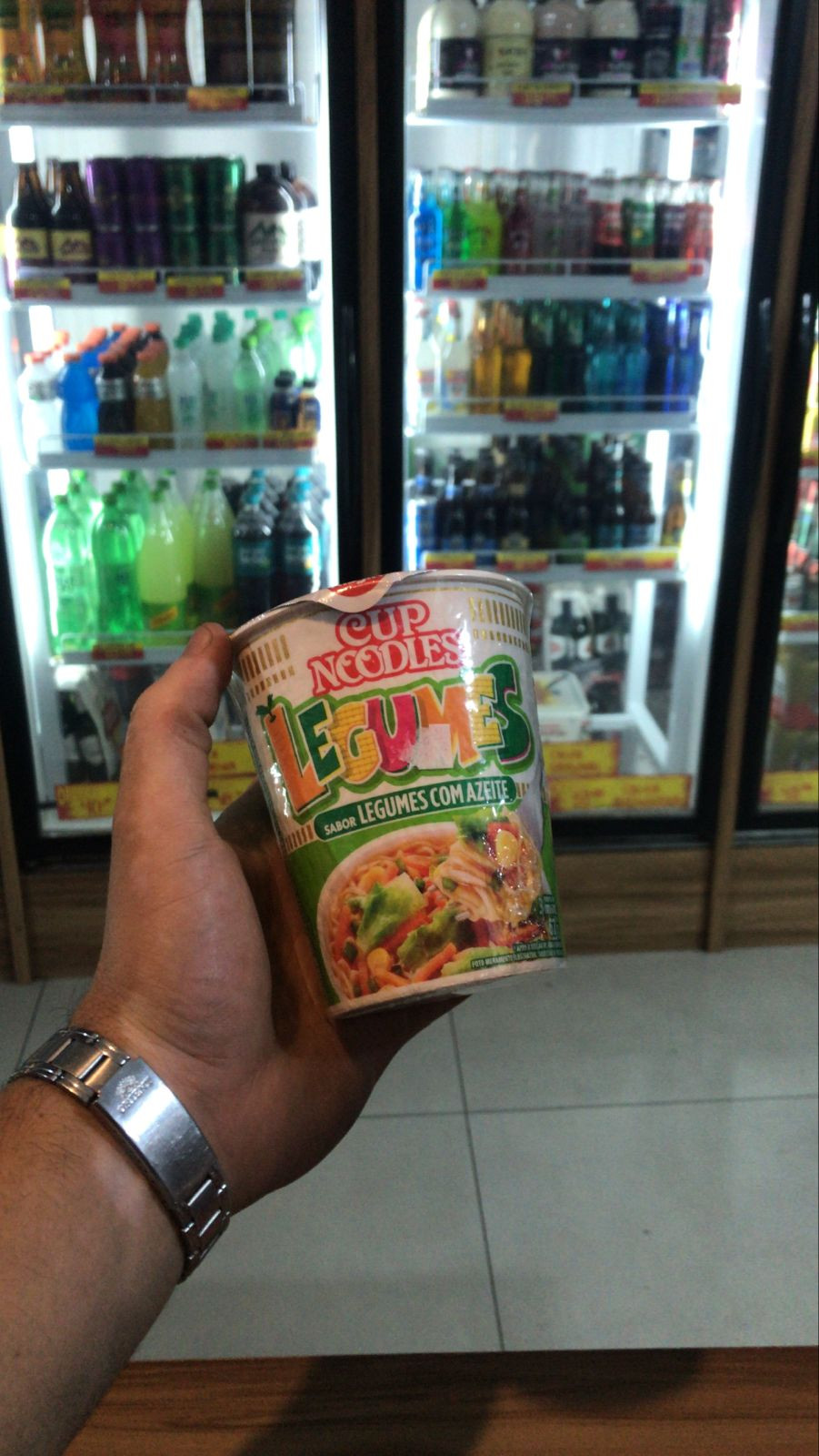 CUP NOODLES LEGUMES COM AZEITE 67G