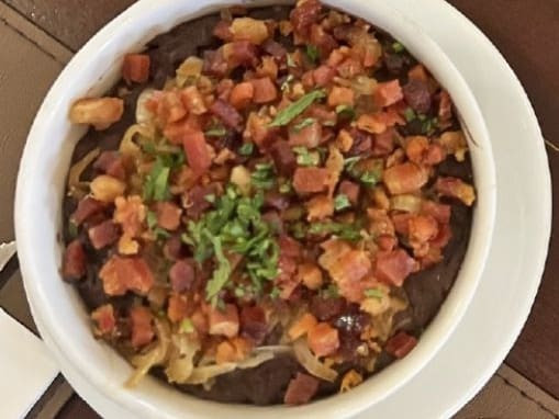 Feijão Mexido com Bacon