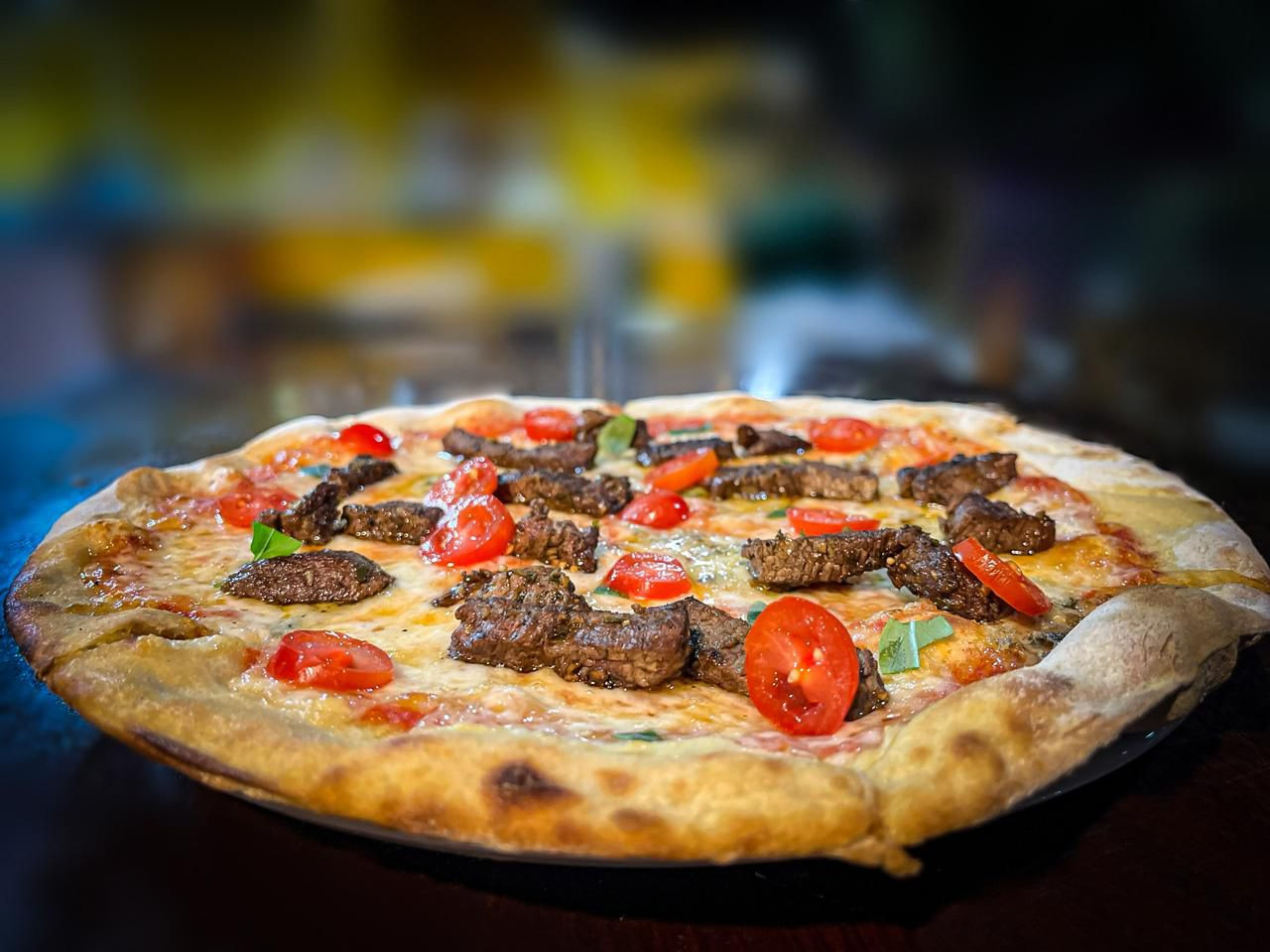 Pizzas 8 fatias especiais e doces (1 sabor)