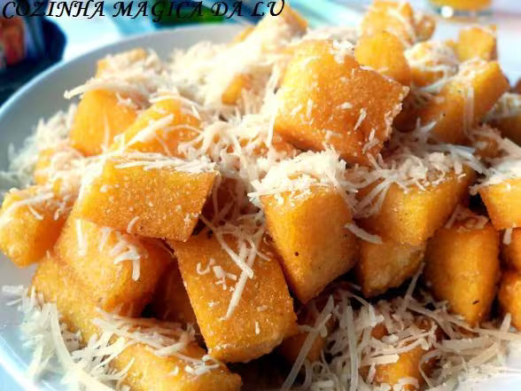 Polenta com Queijo Grande