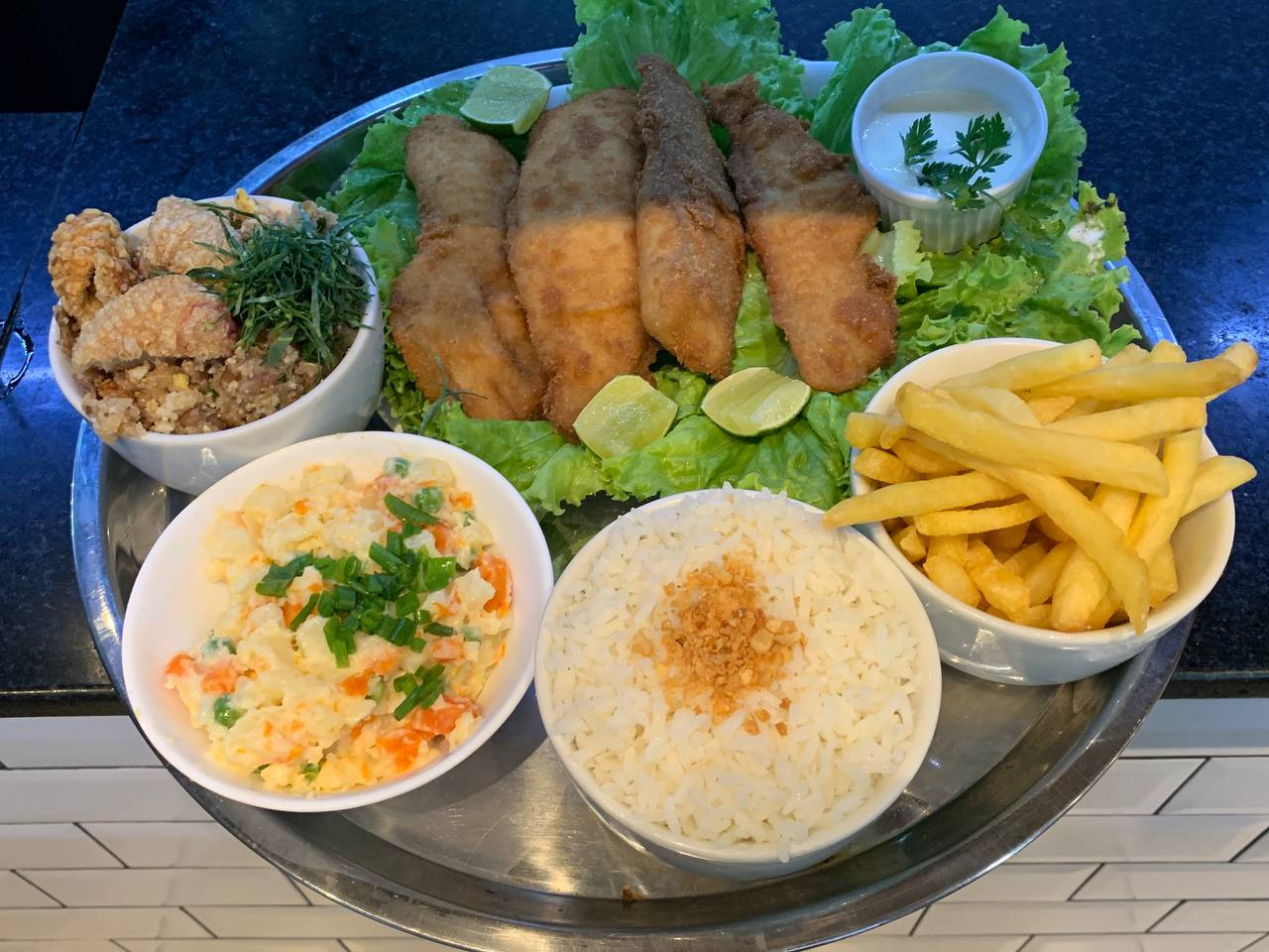 MEIA REFEIÇÃO DE PEIXE 450G