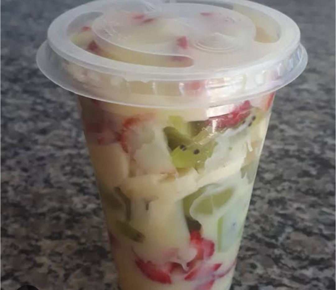 Salada de Frutas 330 ML 