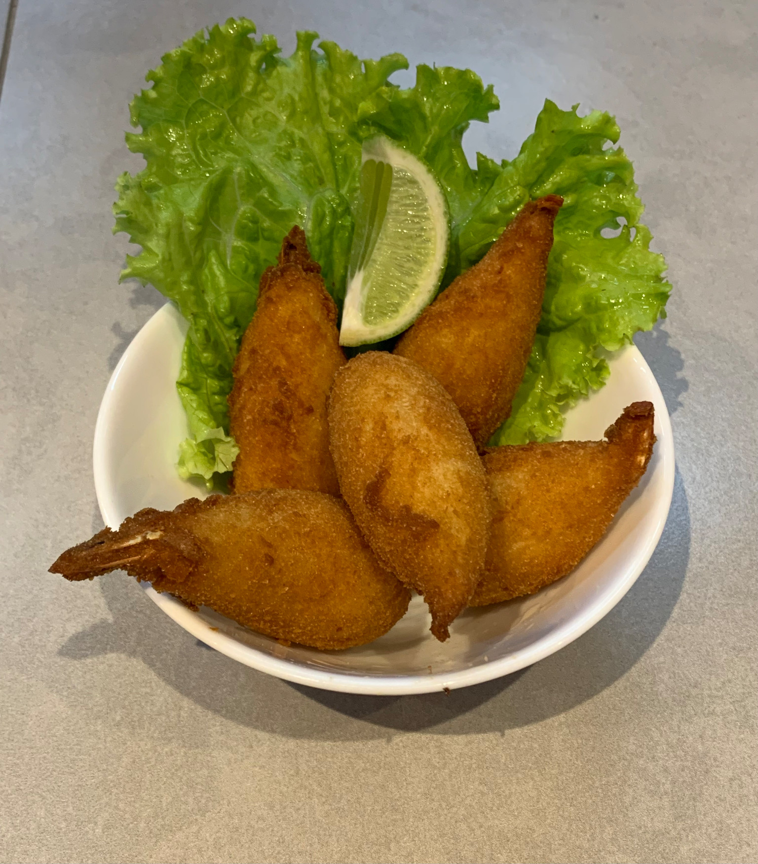 Bolinho de Camarão Empanado  C/ 5 Un