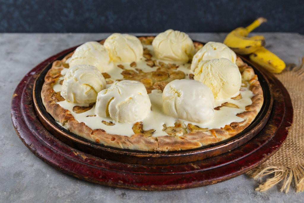  Banana com Canela + Sorvete de Creme