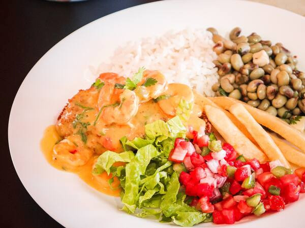 Peixe ao Molho de Camarão