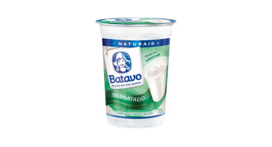 Iogurte Batavo natural desnatado 170g