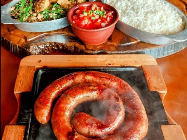 Linguiça Fina Levemente Picante Grelhado  ( 2 pessoas )