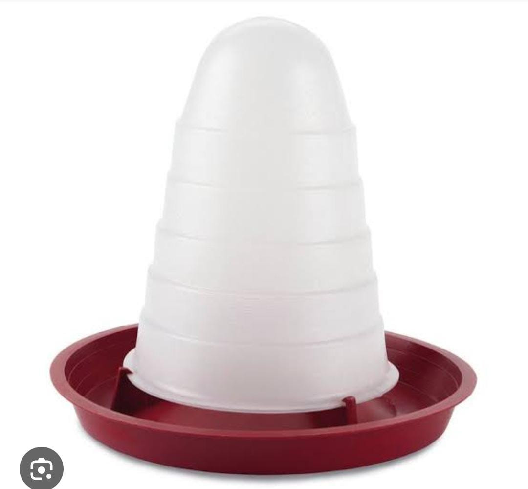 Comedouro p\ Frango de Plastico 3Kg
