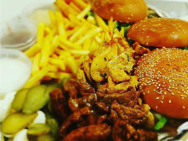 Hamburguer + Picado Família