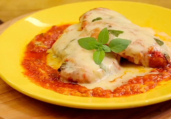 PARMEGIANA DE FRANGO COMPLETA
