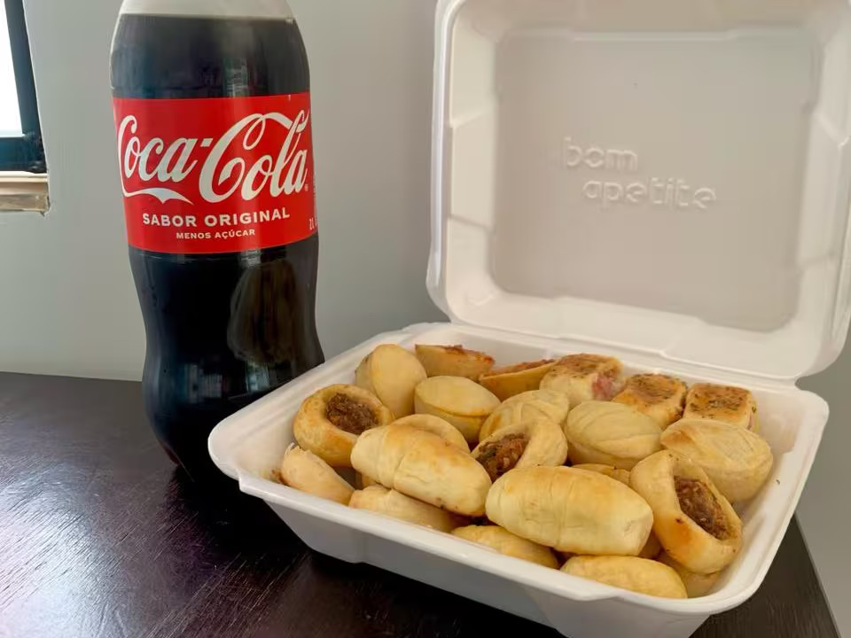 30 Salgados + Bebida 