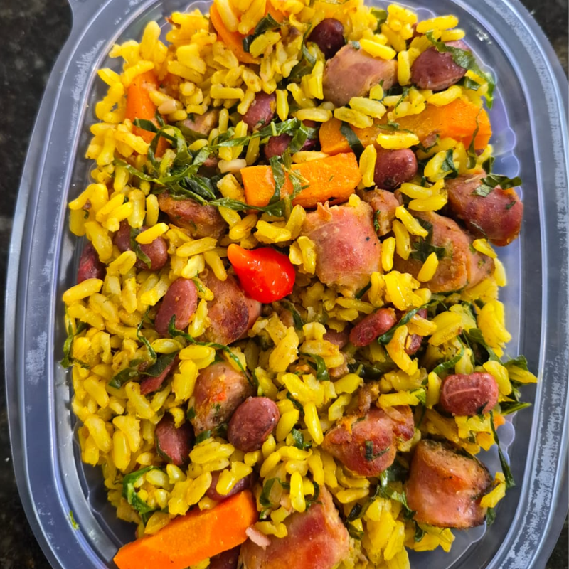 BAIÃO DE 3 C/ ARROZ INTEGRAL 220 GRAMAS congelado.