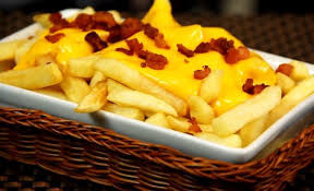FRITAS C/CREAM  CHEASE E BACON GRANDE