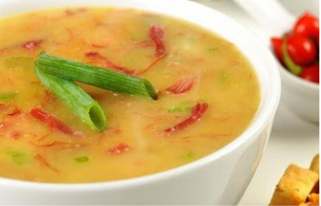 Creme de Aipim com Carne de Panela