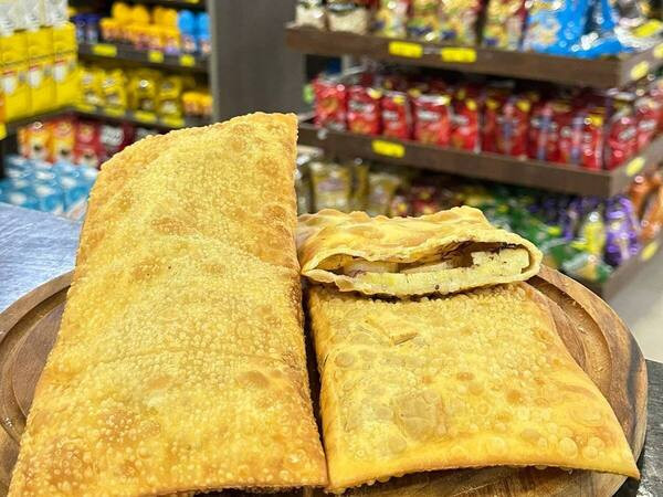 Pastel Banana, Canela e Leite Condensado