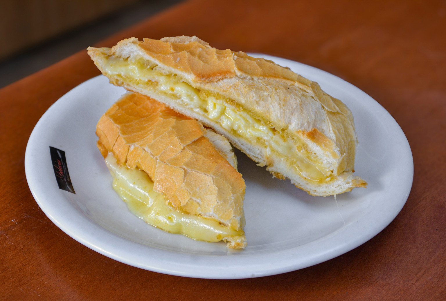 PAO COM QUEIJO