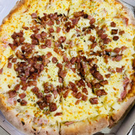 PIZZA AMERICANA